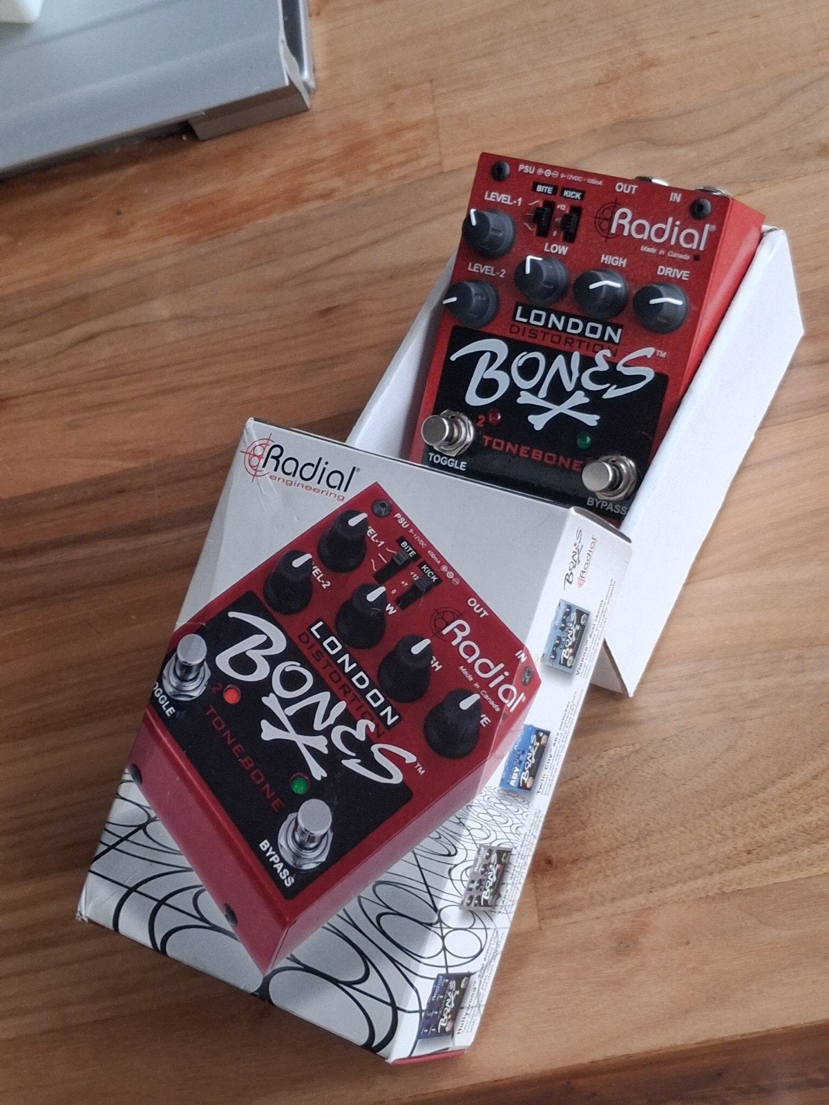 Radial Tonebone Bones London Dual Distortion Pedaal in doos, Ophalen of Verzenden, Zo goed als nieuw, Distortion, Overdrive of Fuzz