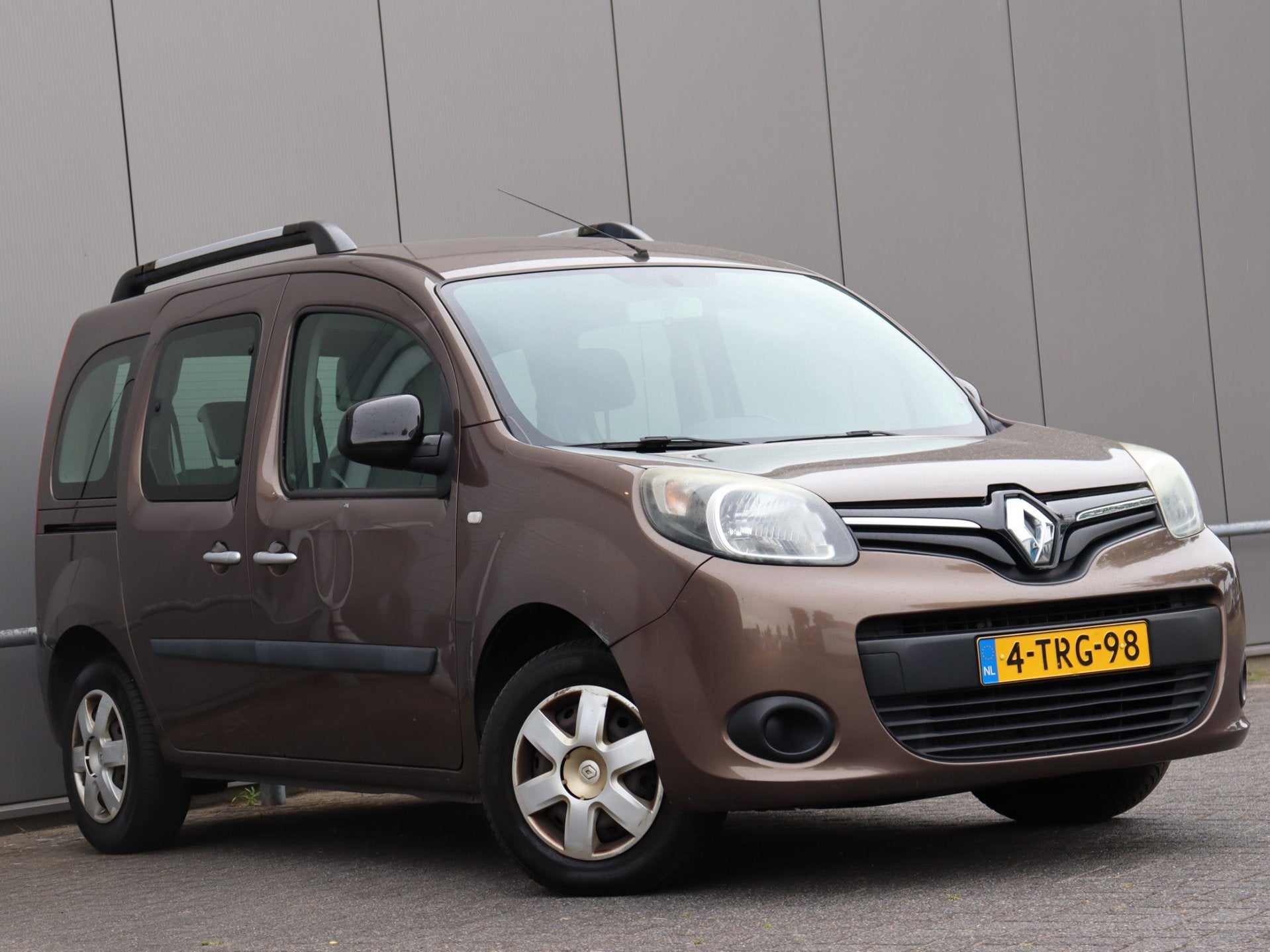 Renault Kangoo Family 1.2 TCe Expression Start&Stop, Voorwielaandrijving, Startonderbreker, Gebruikt, 1295 kg