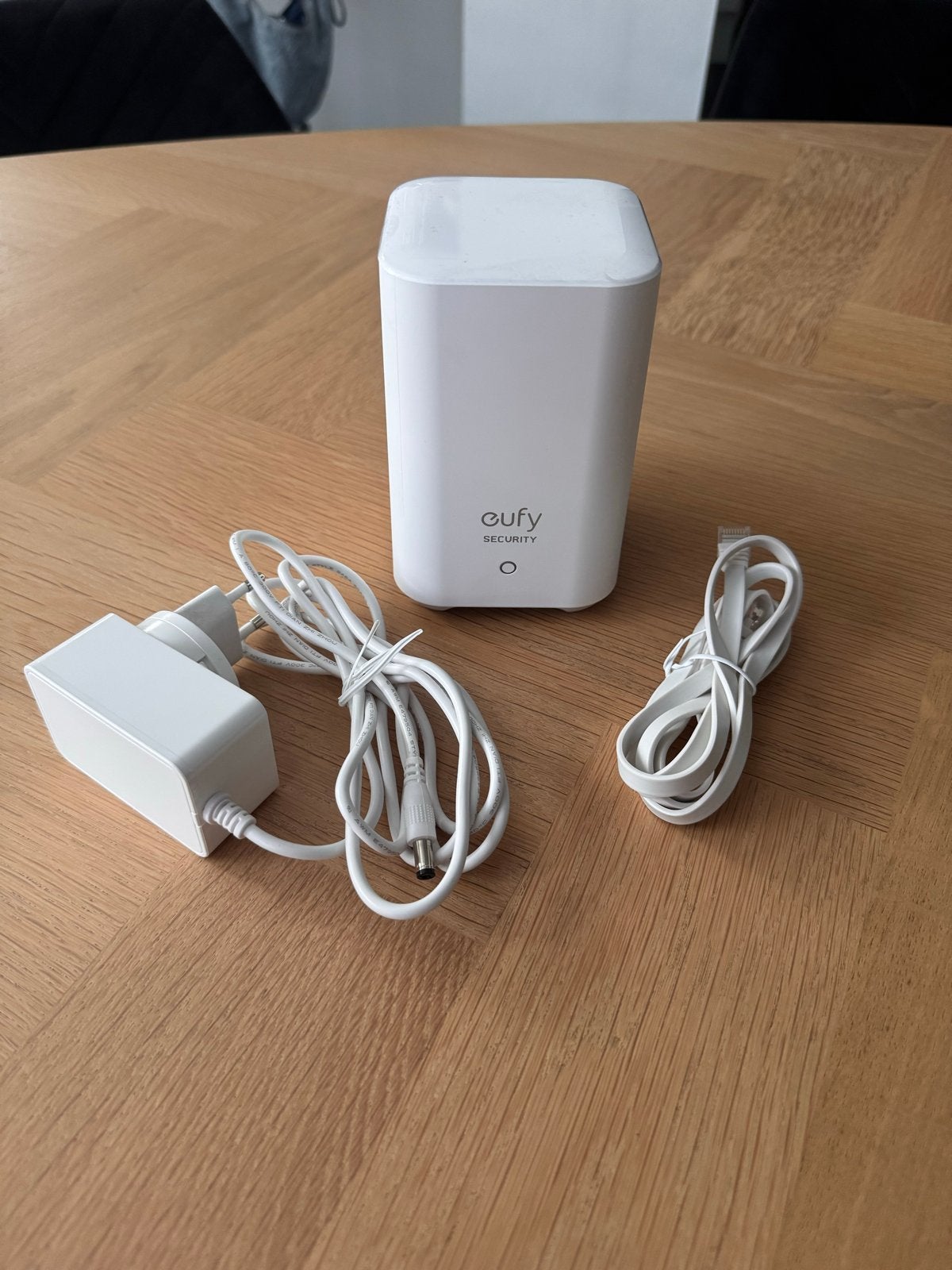 Eufy HomeBase 2 | incl. voedingsadapter en netwerkkabel, Ophalen of Verzenden, Zo goed als nieuw