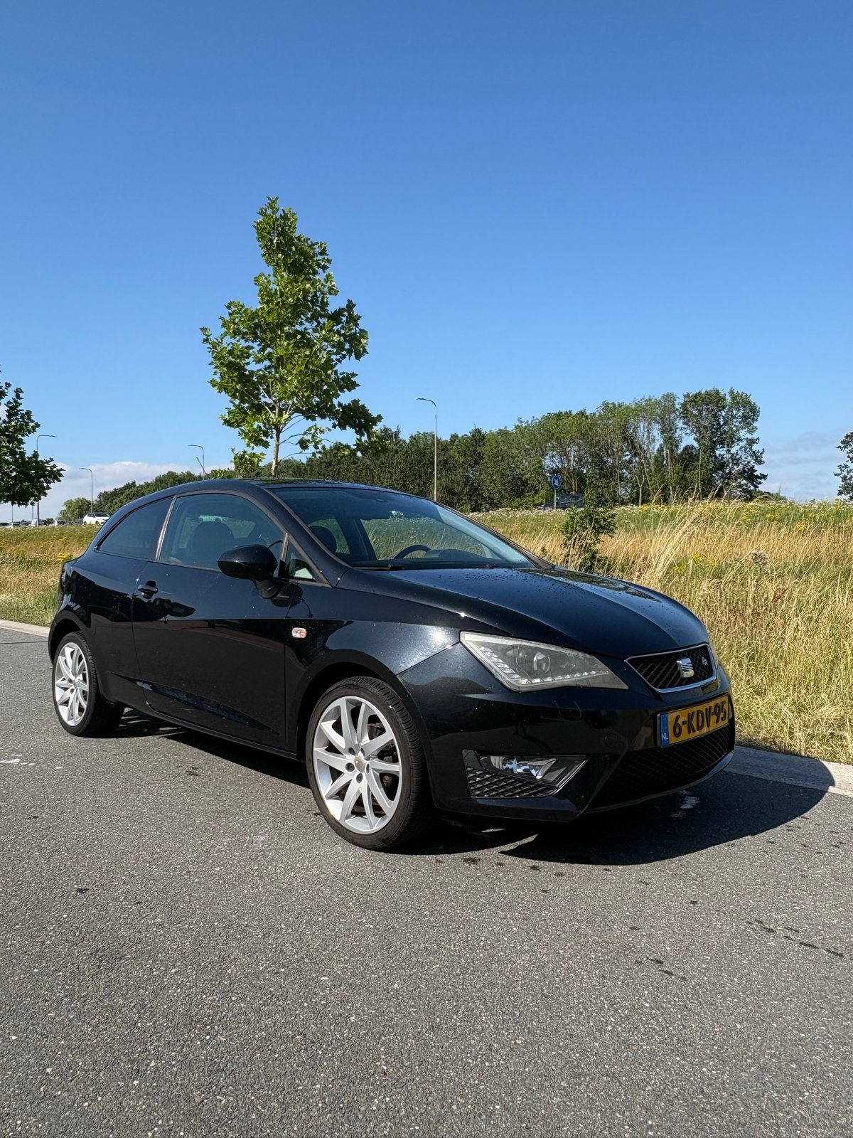 Seat Ibiza 1.2 TSI 77KW 2013 Zwart, Auto's, Seat, Voorwielaandrijving, 40 €/maand, 990 kg, Origineel Nederlands