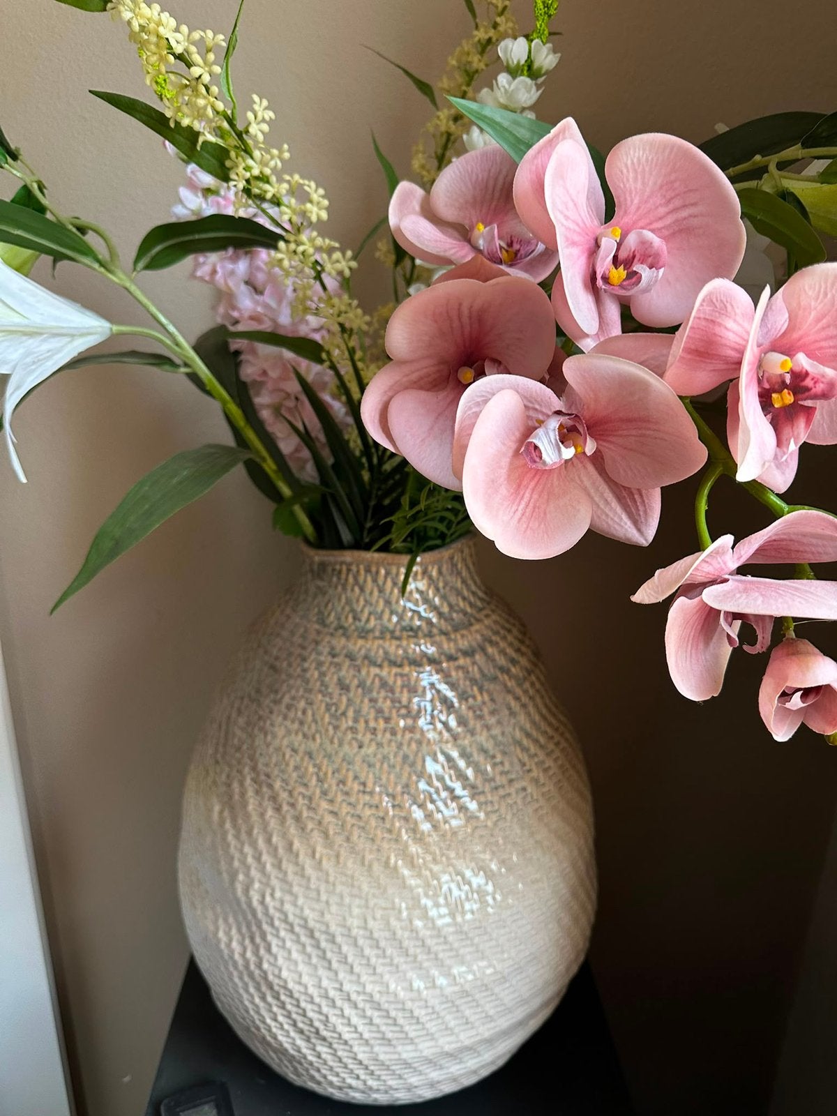 Pot met zijdebloemen, Ophalen, Zo goed als nieuw
