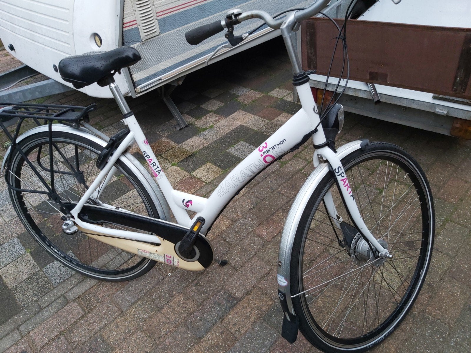 Sparta dames meisjes fiets  3 versnelling slot verlichting, Fietsen en Brommers, Fietsen | Dames | Omafietsen, Ophalen, Sparta