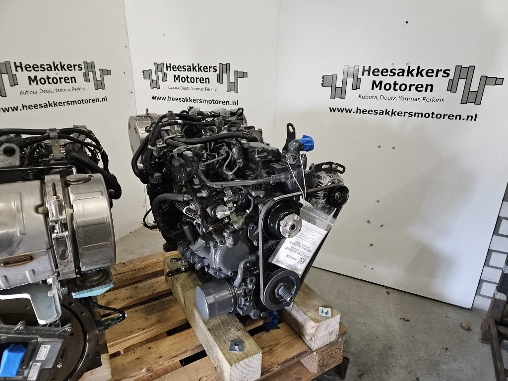 Kubota V2403 CR, Ophalen of Verzenden, Nieuw, Dieselmotor, 1800 rpm of meer