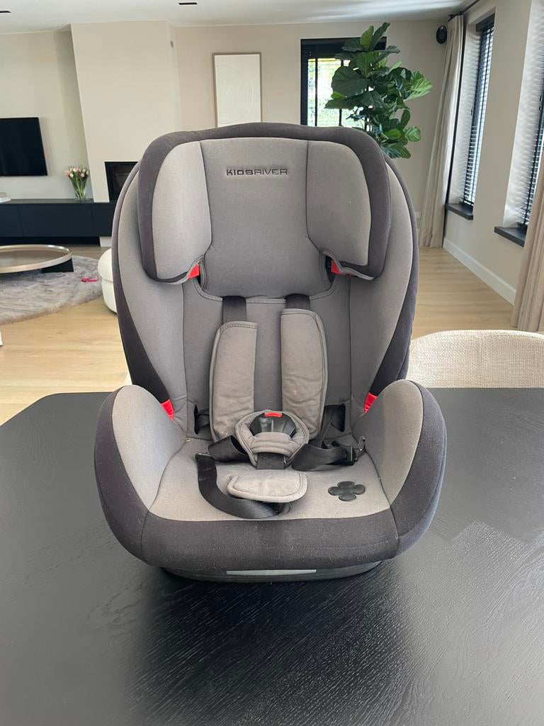 Autostoeltje kinderen, Autogordel, 15 t/m 36 kg, Verstelbare rugleuning, Zo goed als nieuw