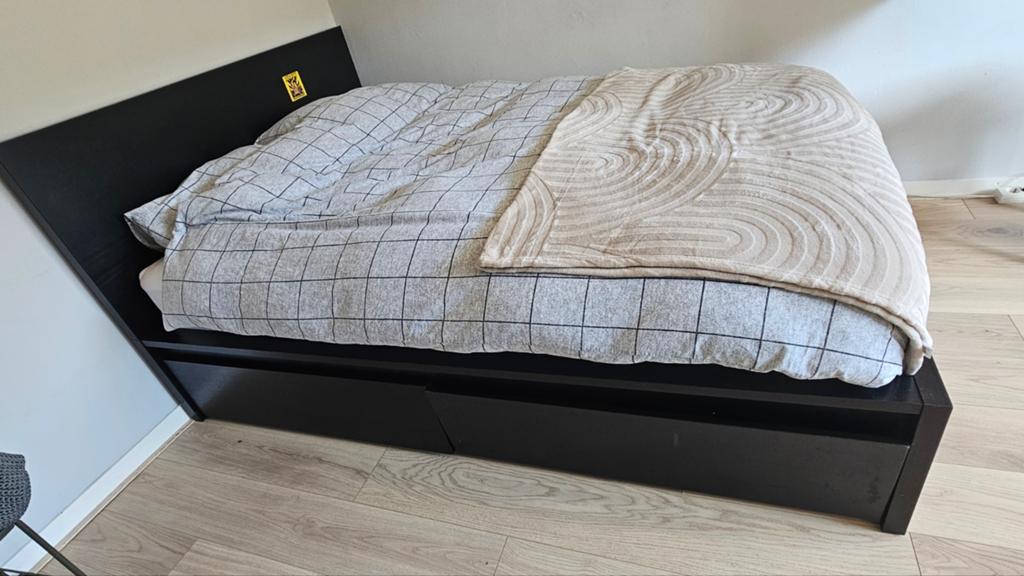 Tweepersoonsbed Ikea Malm 140 cm zwart met 2 laden, Ophalen, Gebruikt, Zwart, Tweepersoons