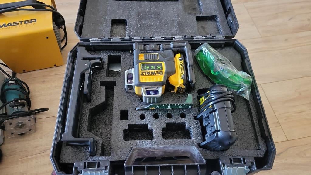 DeWalt Gereedschap Set: Laser, Haakse Slijper, Boorhamer, Doe-het-zelf en Verbouw, Gereedschap | Boormachines, Overige typen, Ophalen of Verzenden
