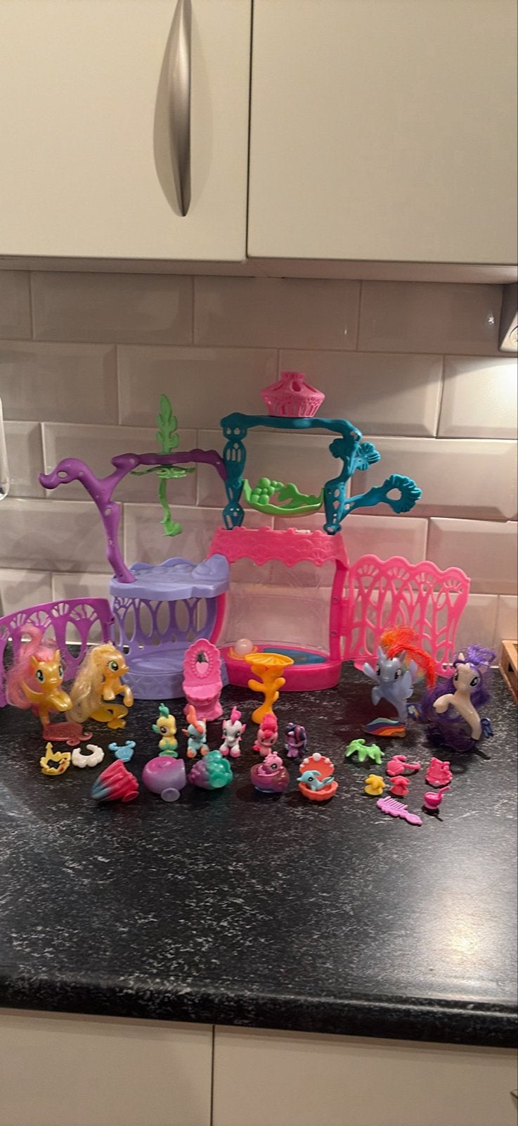 My Little Pony Zeemeermin Kasteel & Figuren Speelset, Kinderen en Baby's, Ophalen of Verzenden, Zo goed als nieuw, Meisje