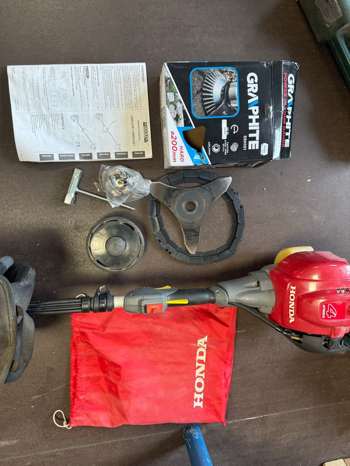 Honda bosmaaier UMK425E met 3 opzetstukken en harnas, Tuin en Terras, Bosmaaiers, Ophalen of Verzenden, Gebruikt, 30 tot 50 cm