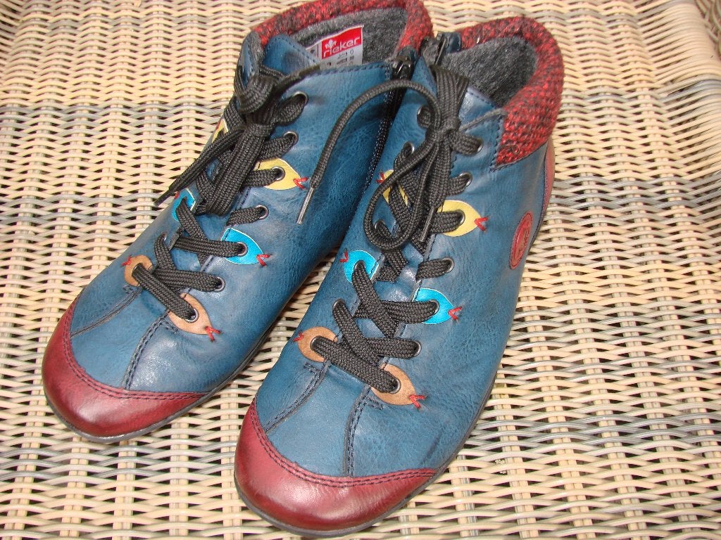 Rieker Dames enkellaarsjes - Blauw met kleurrijke details, Blauw, Overige typen, Ophalen of Verzenden, Zo goed als nieuw