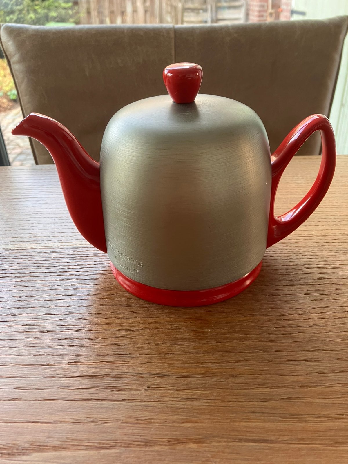 Salam theepot van  guy Degrenne vintage design 4 kopjes rood, Gebruikt, Keramiek, Vintage, Ophalen of Verzenden