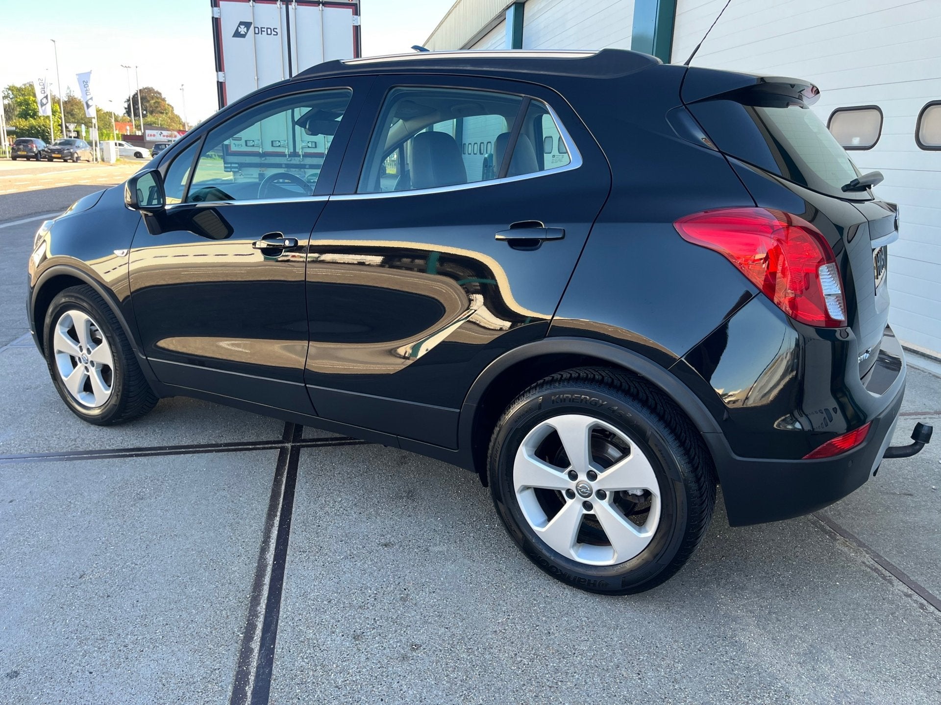 Opel Mokka X 1.4 Turbo Black Edition Nieuwstaat., Auto's, Dealer onderhouden, 15 km/l, Gebruikt, Leder en Stof