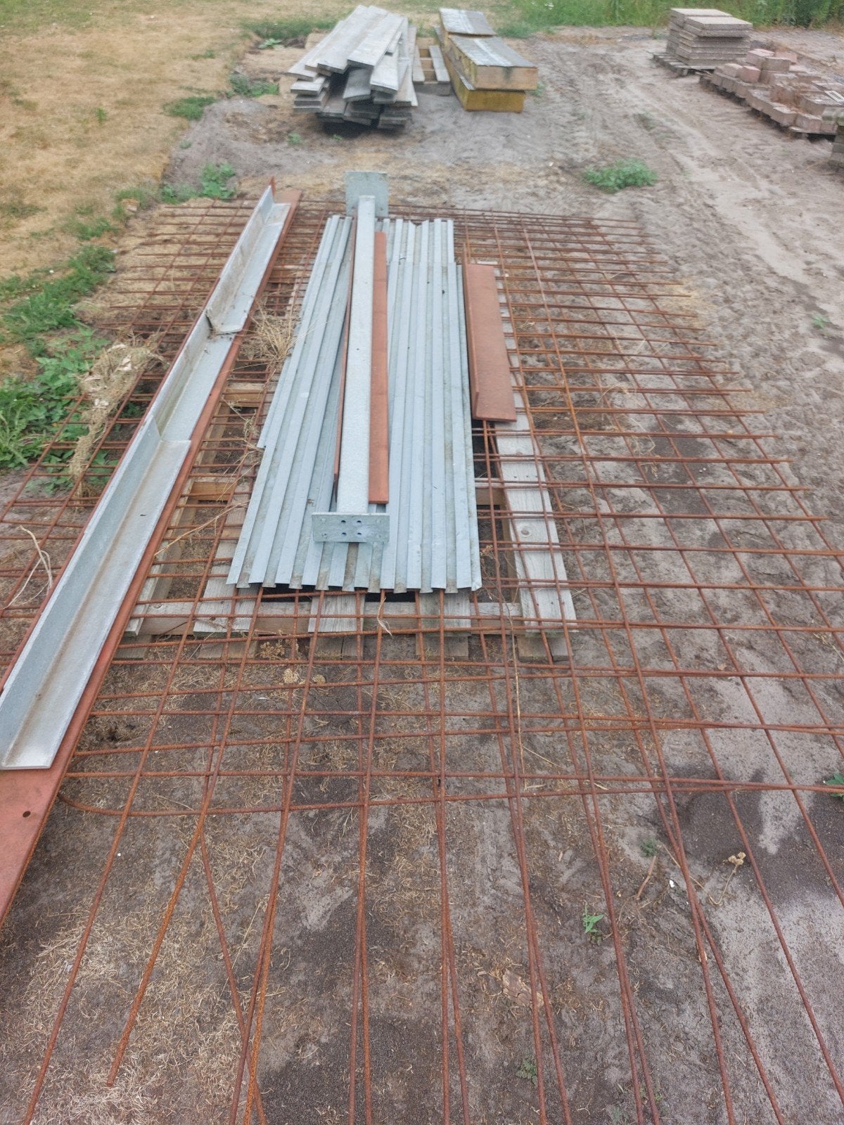 Betonstaalmatten / betonnetten en stalen profielen, Doe-het-zelf en Verbouw, Metalen, Ophalen