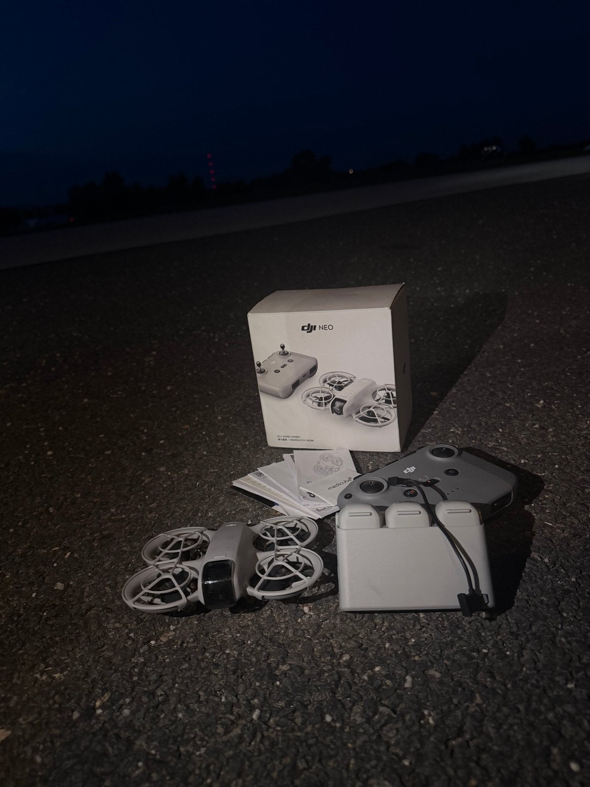 DJI NEO Drone Fly More Combo - Zo goed als nieuw, 250 tot 900 gram, Cameradrone, Zo goed als nieuw, 1 tot 5 kilometer