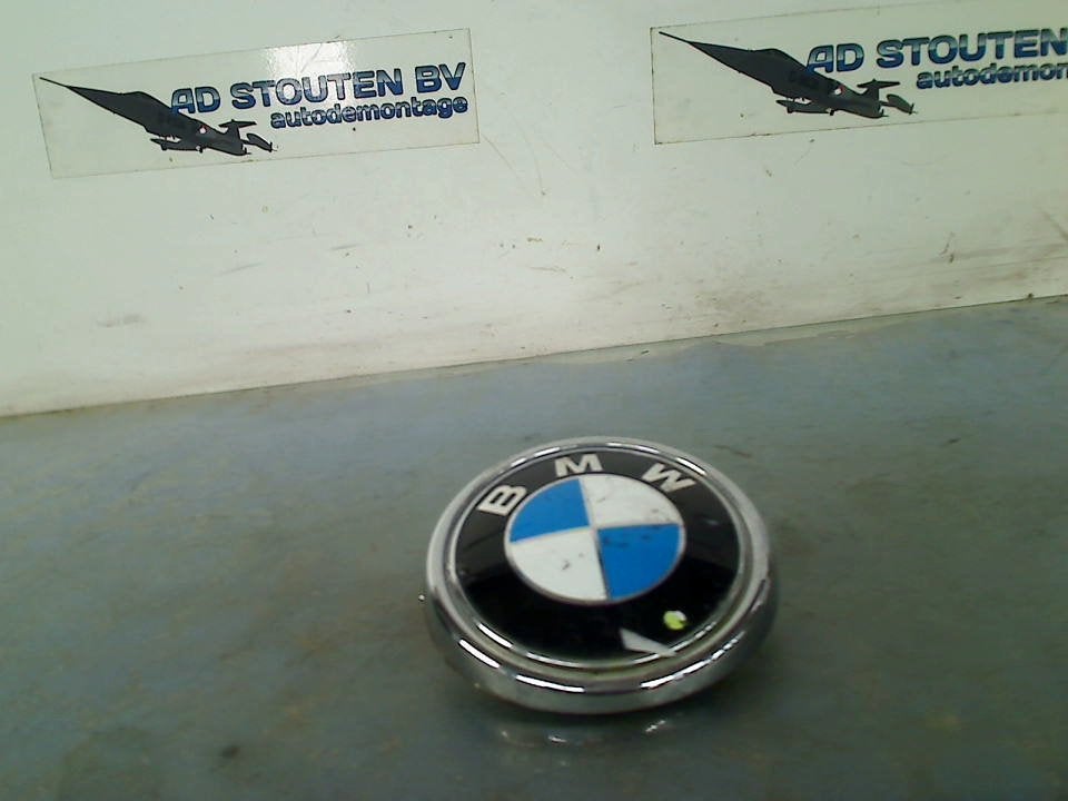 Embleem BMW X5 (F15) (2013-12/2015-07) 51147294465, Gebruikt, Petuelring 130, München 80809, , Duitsland, BMW, Bayerische Motoren Werke AG