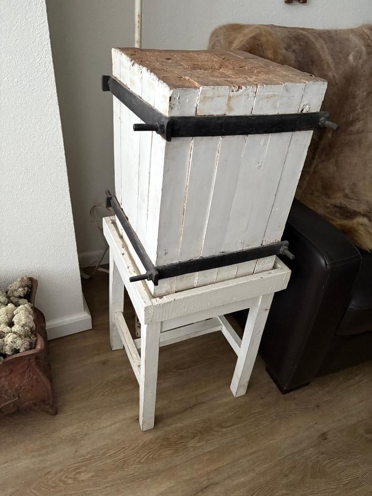Hakblok Oude,, Komt uit Hongarije, Antiek en Kunst, Curiosa en Brocante, Ophalen