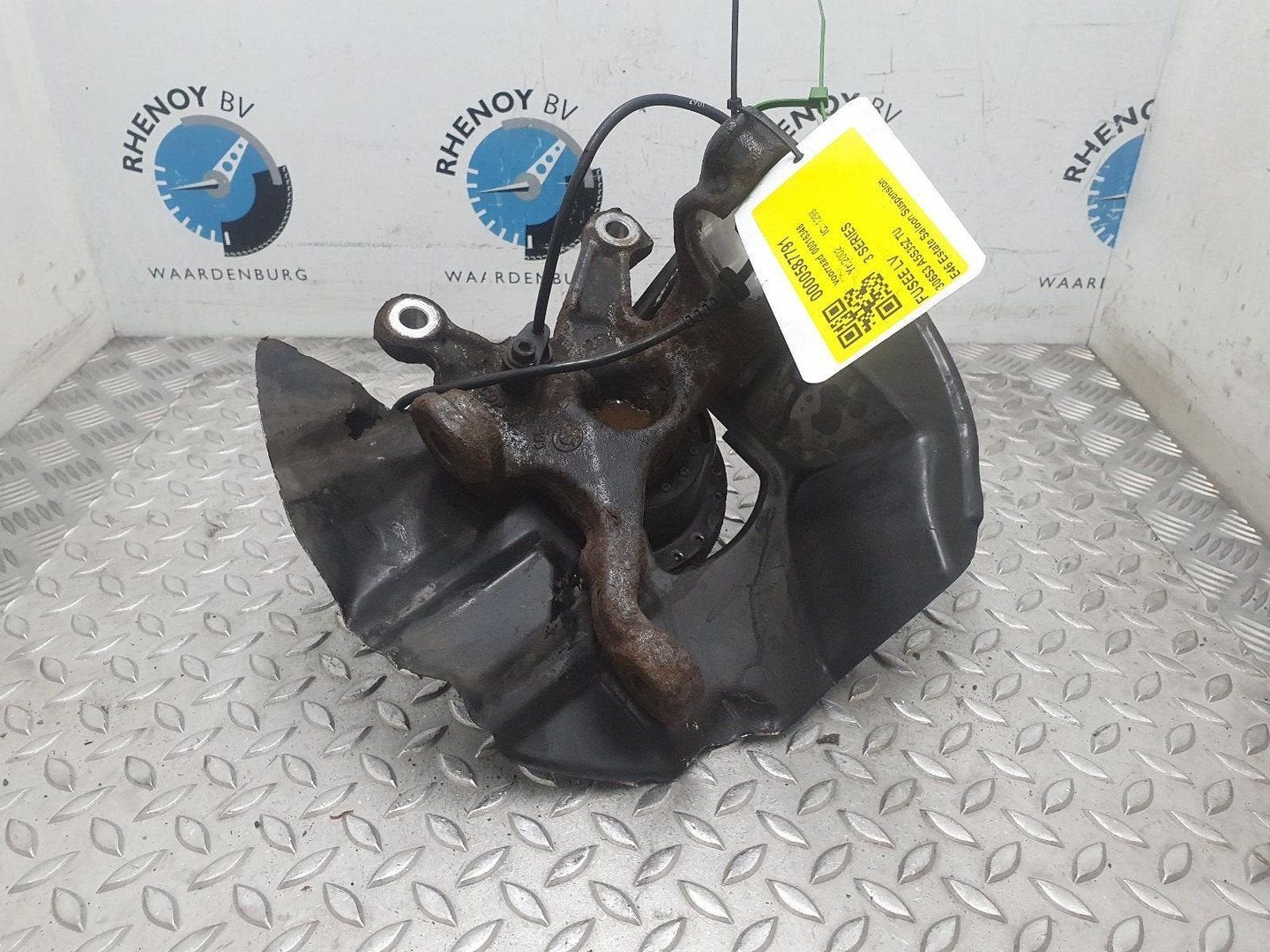 BMW 3 SERIES E46 330i Executive  FUSEE LV 2002, Ophalen of Verzenden, Gebruikt, Stiba lid