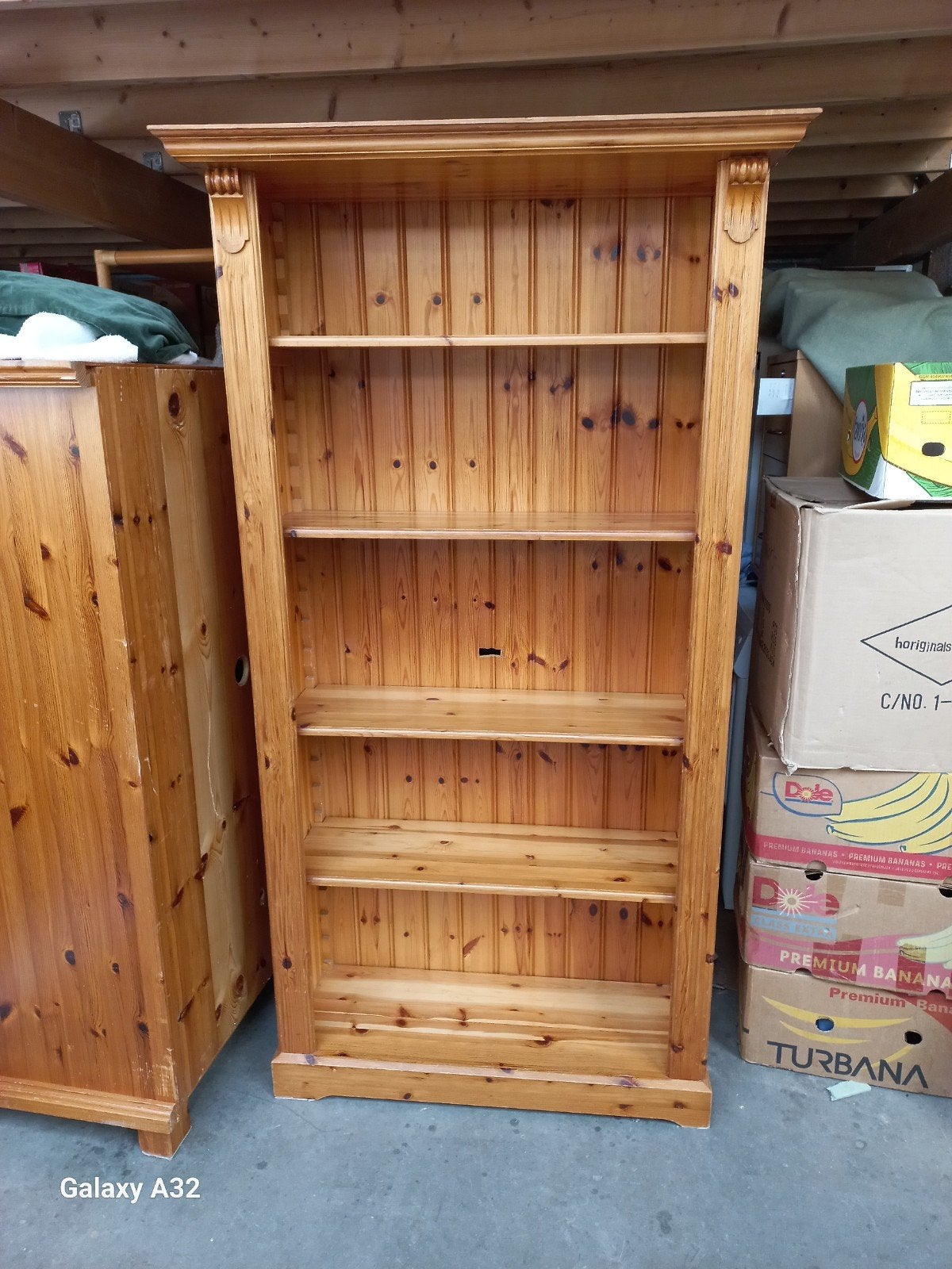 Grenenhouten Boekenkast met 4 Planken, Ophalen, Met plank(en), Gebruikt, 50 tot 100 cm