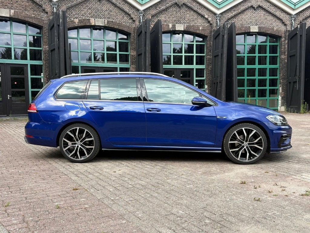 Foto 3 van Volkswagen Golf Variant R-line 7-DSG (Inruil mogelijk)