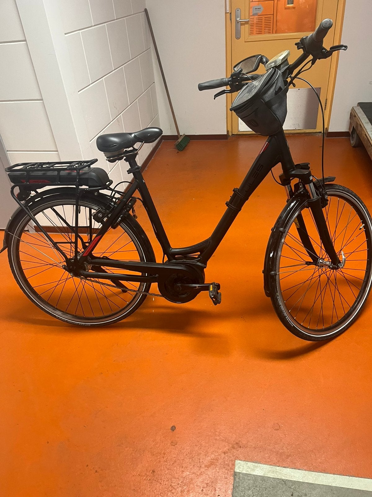 Hercules N7 E-bike - 2 jaar oud, zeer lage kilometerstand, Ophalen, Zo goed als nieuw, Overige merken