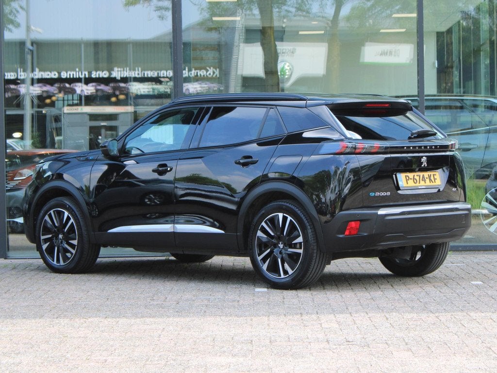 Peugeot e-2008 EV GT Pack 50 kWh | Navi / Camera / Climate, Auto's, Peugeot, 136 pk, Gebruikt, Zwart, Origineel Nederlands