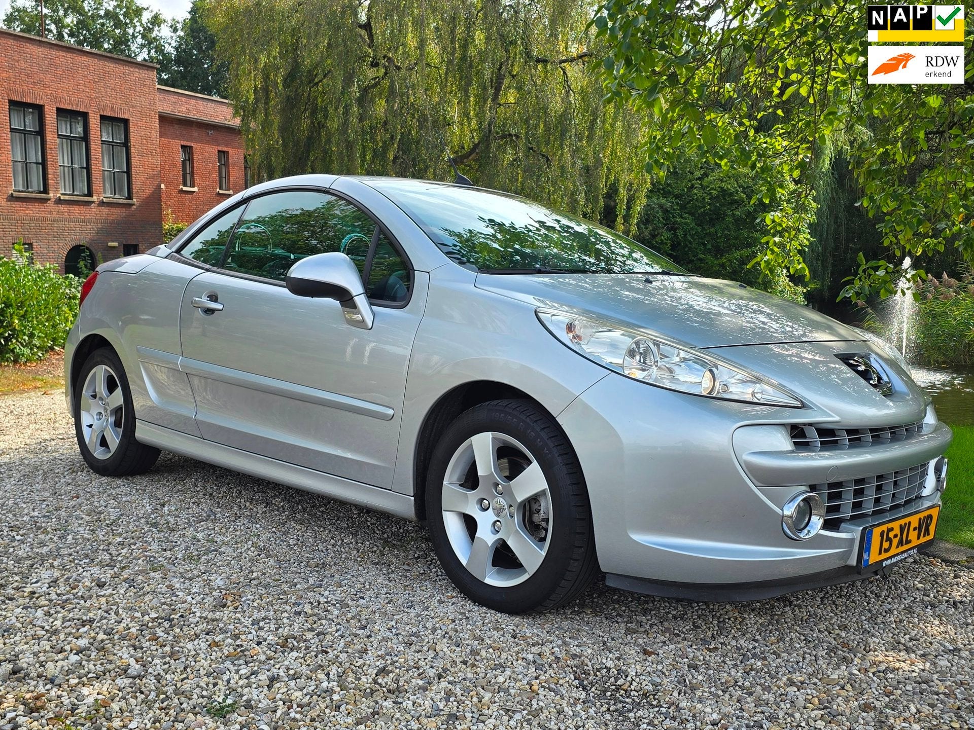 Peugeot 207 CC 1.6-16V T Sport AIRCO/leer, Voorwielaandrijving, Gebruikt, 4 cilinders, 4 stoelen