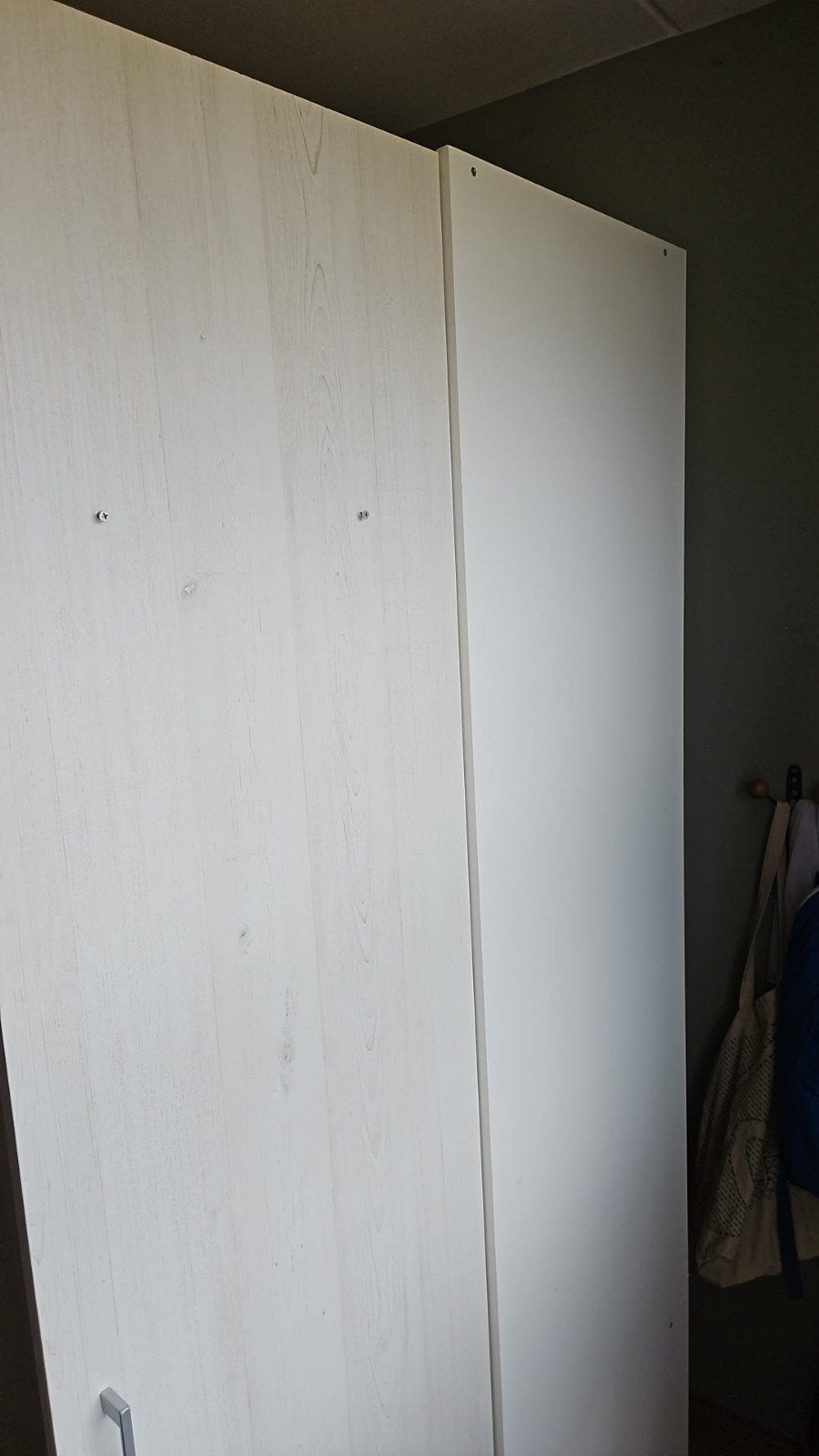 Gratis kleding kast, Huis en Inrichting, Kasten | Roldeurkasten en Archiefkasten, Ophalen, Gebruikt, 200 cm of meer, 50 tot 100 cm