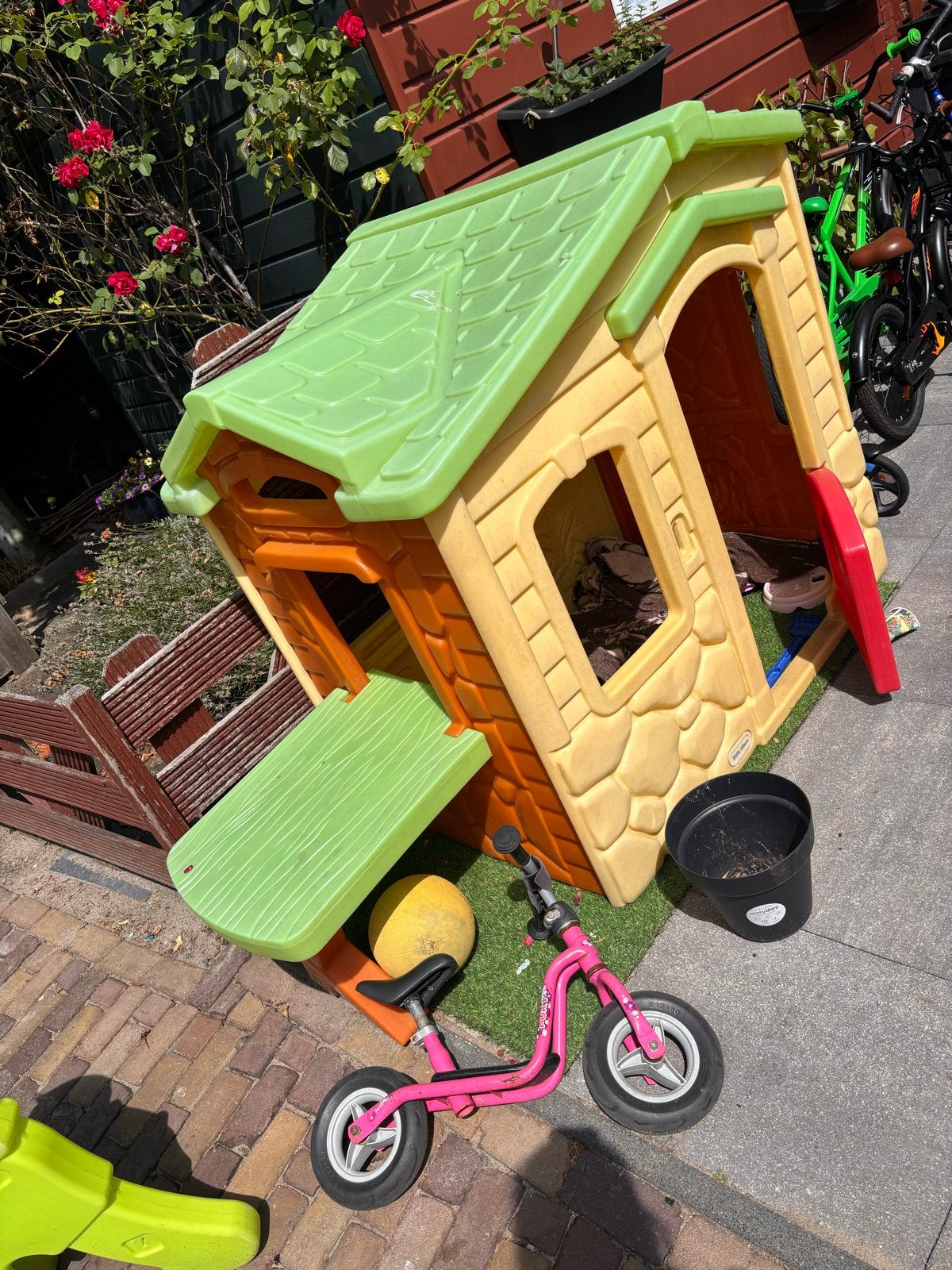 Little tikes speelhuisje, Kinderen en Baby's, Speelgoed | Buiten | Speelhuisjes, Ophalen, Gebruikt, Kunststof
