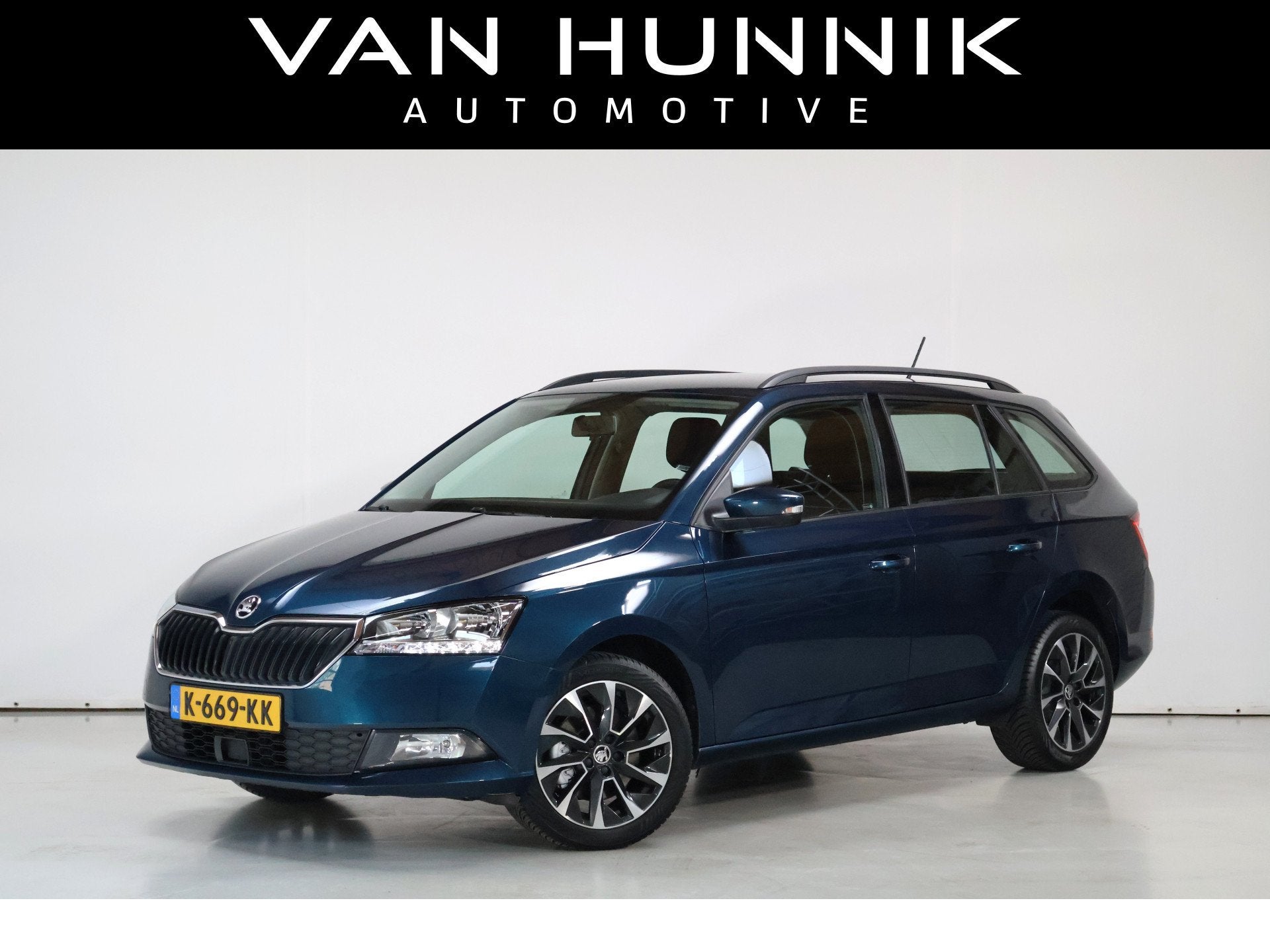 Skoda Fabia Combi 1.0 TSI Business Edition Automaat | Carpla, Dealer onderhouden, Stof, Gebruikt, Blauw