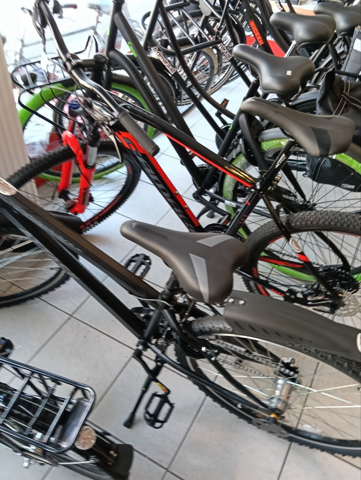 Foto 22 van van klein tot groot nieuw en tweedehands fietsen vanaf 100 e