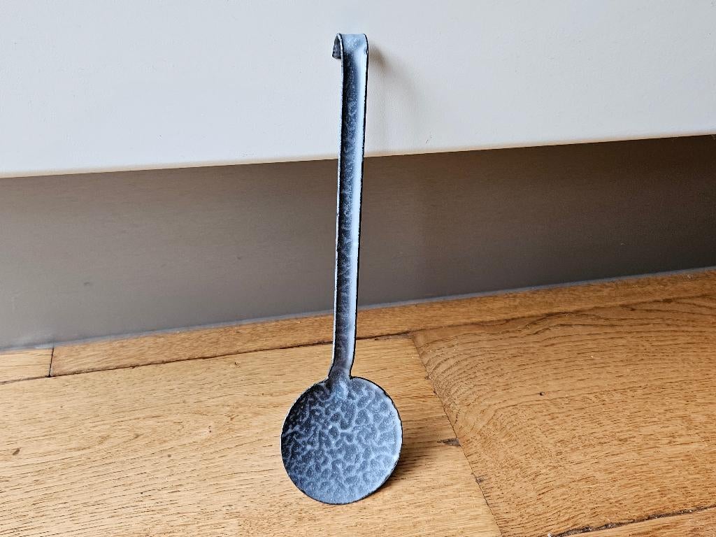 Oude emaille kleine opscheplepel, Ophalen of Verzenden