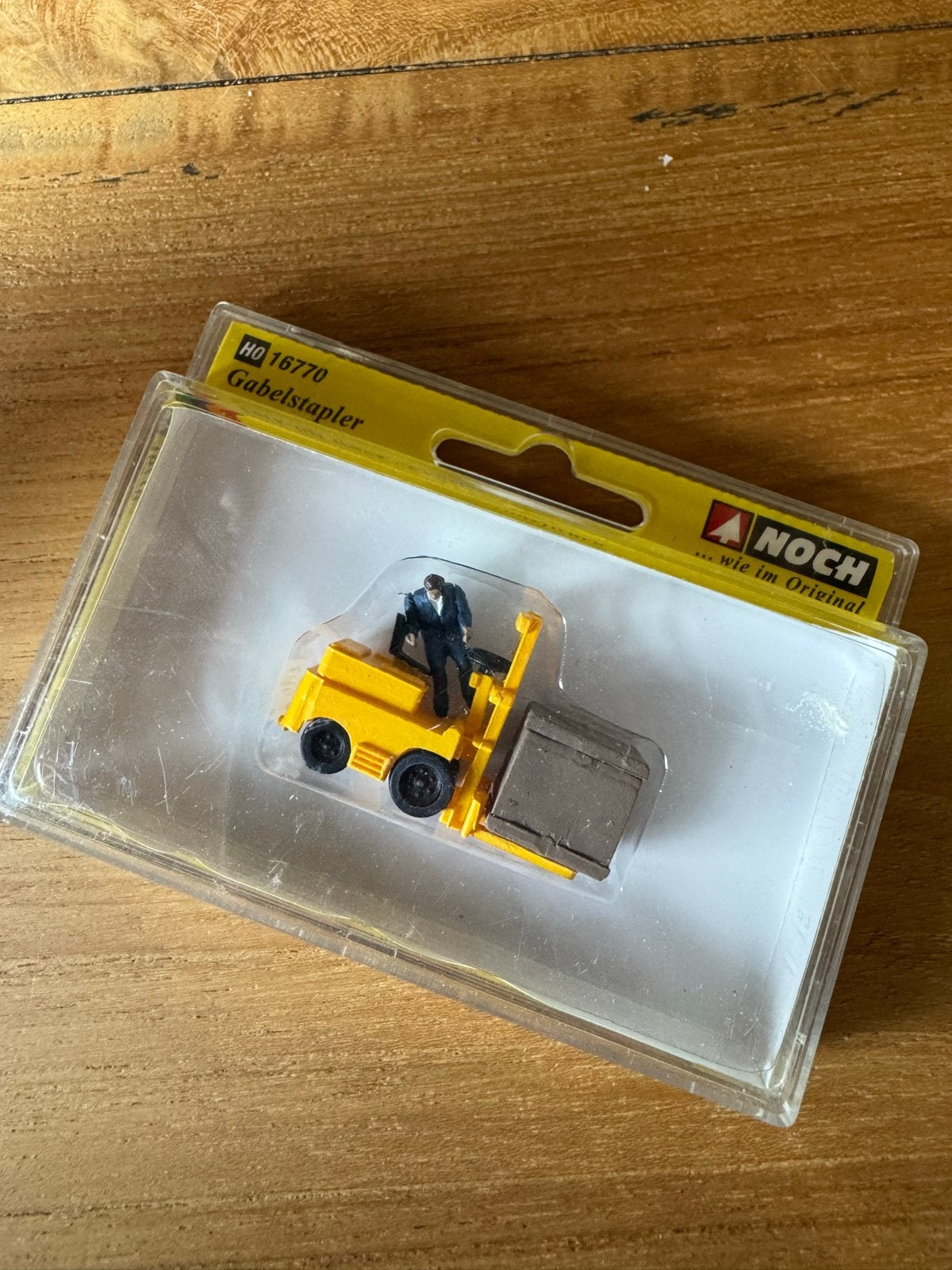 Noch 1:87 Vorkheftruck met chauffeur, Overige merken, Gelijkstroom of Wisselstroom, Overige typen, Nieuw
