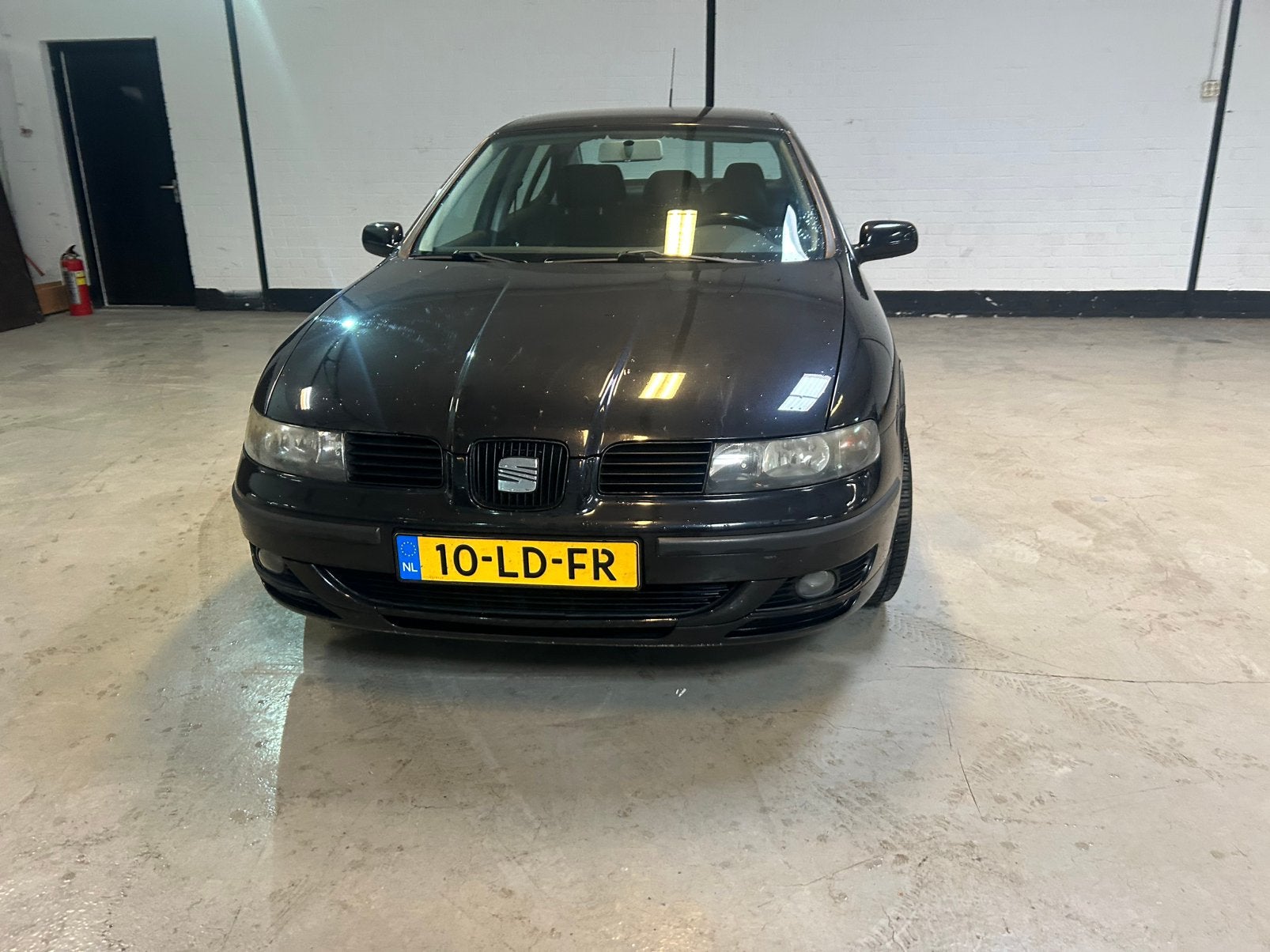 Seat Toledo 1.6 16V 77KW 2002 APk 16-06-2027, Auto's, Seat, Voorwielaandrijving, 4 cilinders, Handgeschakeld, 600 kg