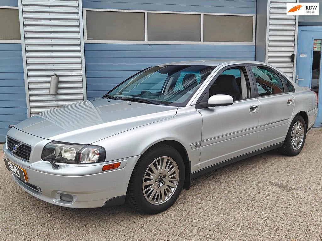 Volvo S80 2.4 Sapphire | Premium Comfort | Leder | Cruise |, Auto's, Volvo, Voorwielaandrijving, 1441 kg, Bedrijf, 170 pk