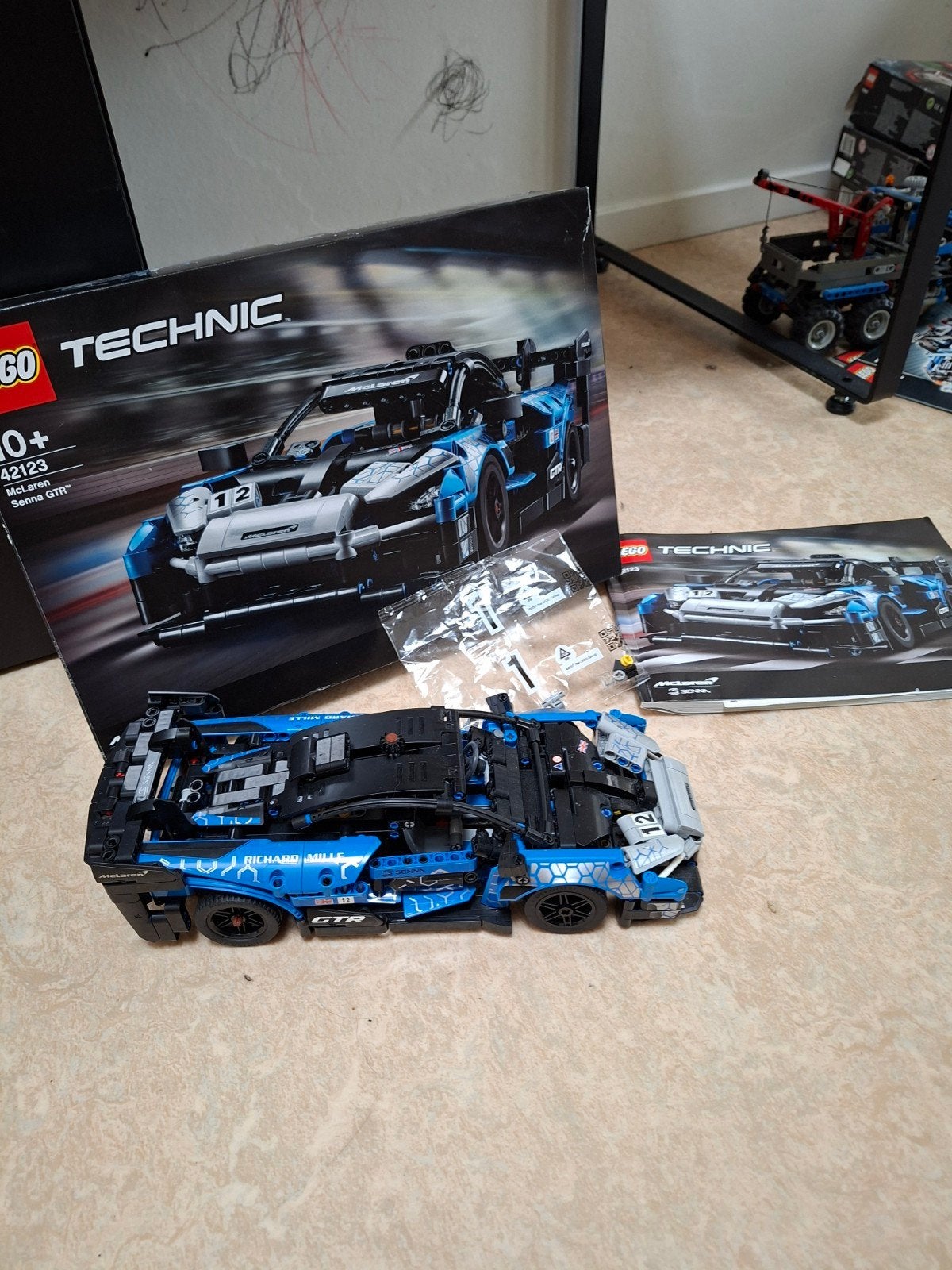 LEGO Technic McLaren Senna GTR (42123), Ophalen, Zo goed als nieuw, Overige merken