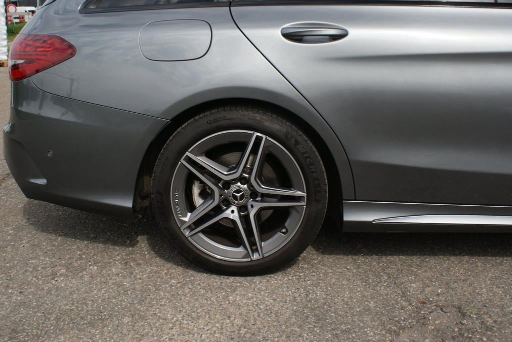 Mercedes-Benz C-klasse Estate 180 ///AMG Pakket | Pano | 360, Auto's, Automaat, Adaptive Cruise Control, 84 €/maand, 750 kg