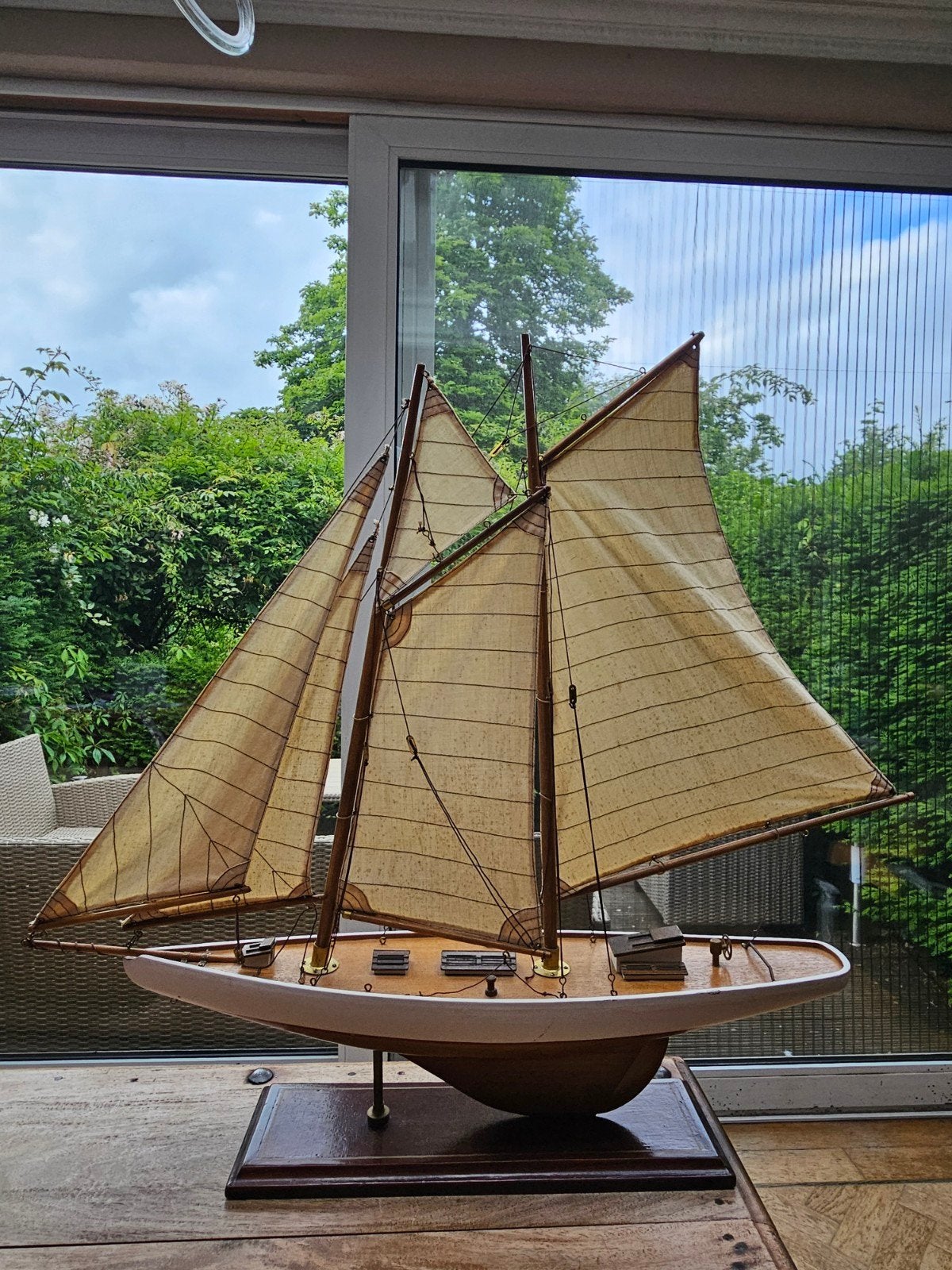 Prachtige miniatuur tweemaster zeilboot - 60cm, Ophalen, Zo goed als nieuw