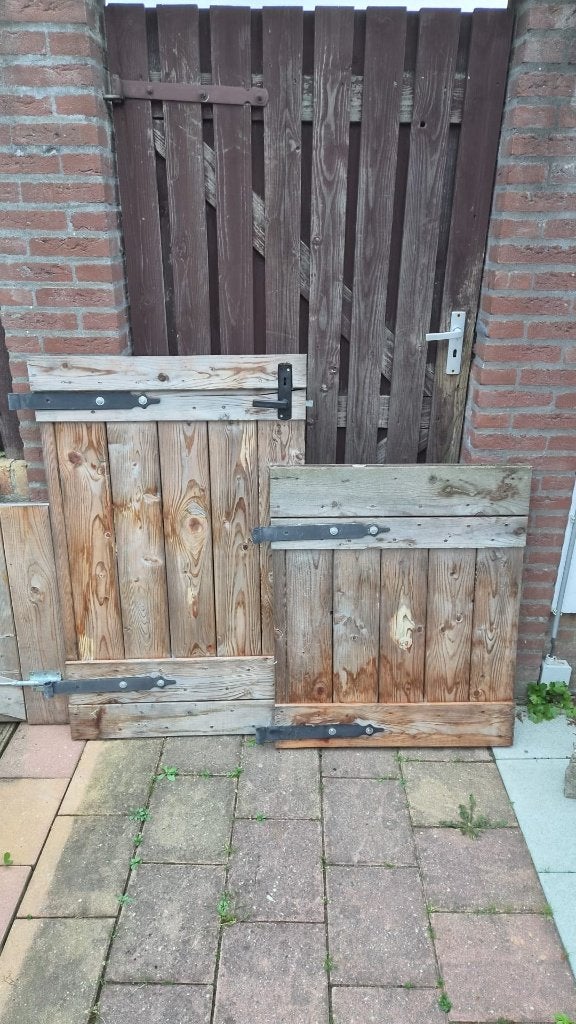 Houten poortdeur in twee delen, Ophalen, Gebruikt, 200 cm of meer, Minder dan 100 cm
