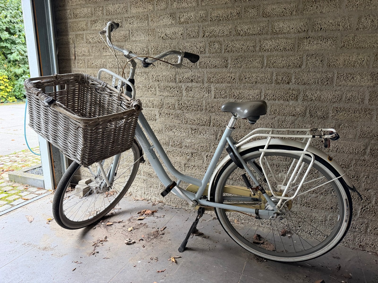 Cortina damesfiets met rieten mand, Gebruikt, Versnellingen, 50 tot 53 cm, Trommelrem