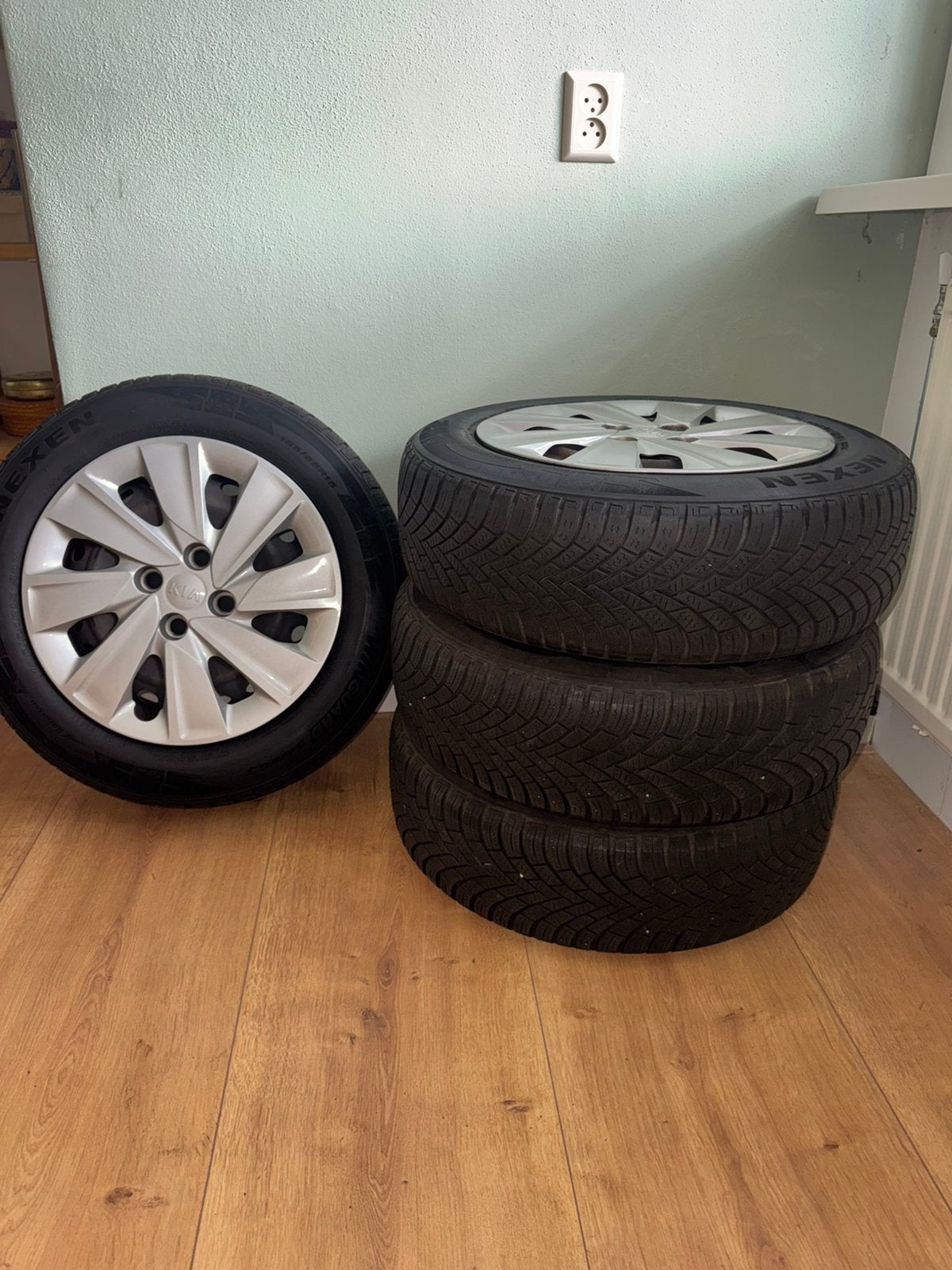 Kia rio winter banden 185/65/r15, Ophalen, 15 inch, Banden en Velgen, 185 mm