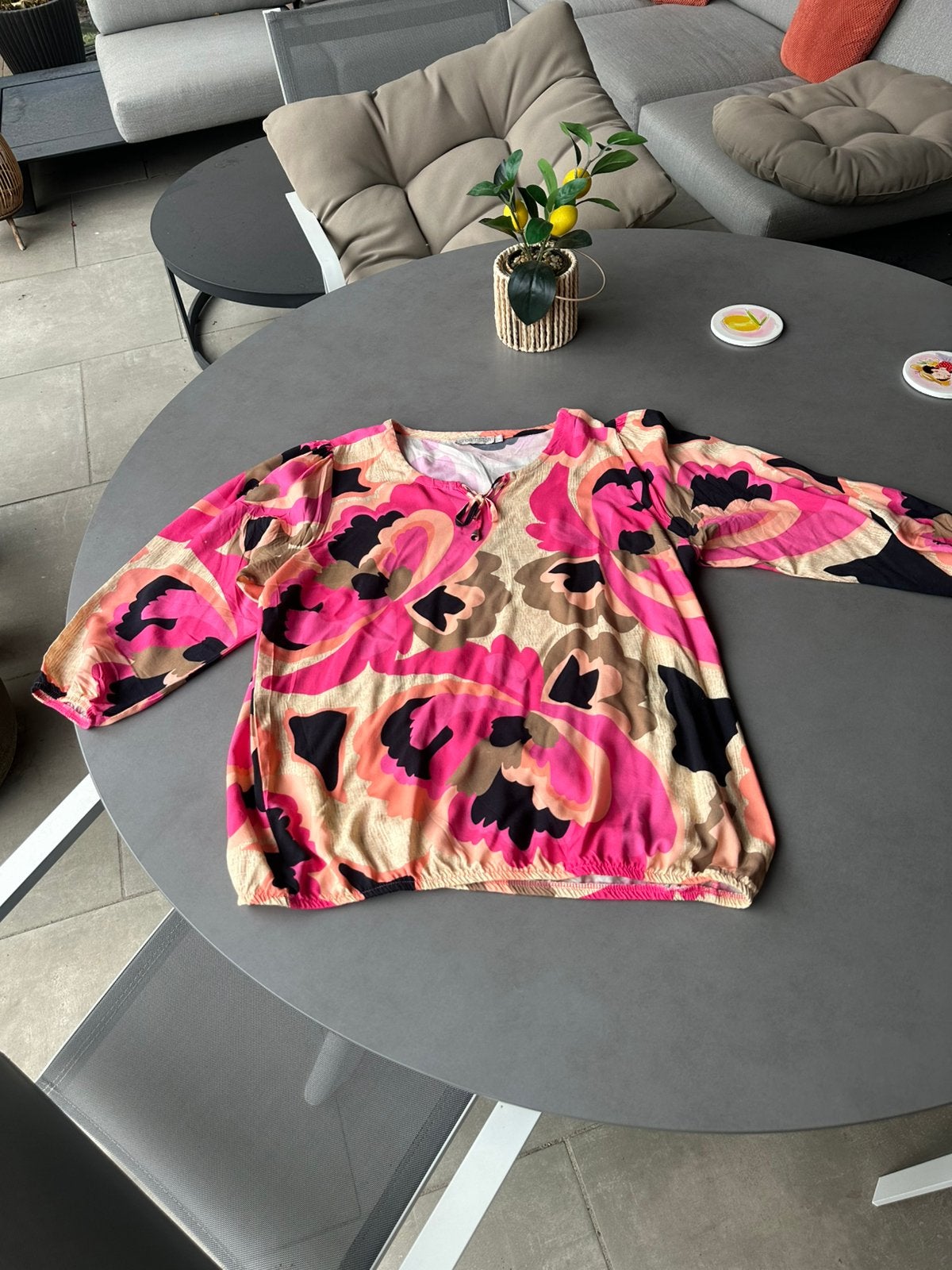 Roze/taupe/zwarte Dreamstar blouse, maat L oversized, Dreamstar, Maat 46/48 (XL) of groter, Zo goed als nieuw, Meerkleurig