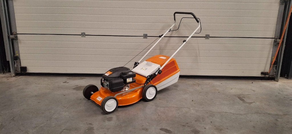 Stihl RM 248 Loopmaaier, Ophalen, Cirkelmaaier, Stihl, Zo goed als nieuw