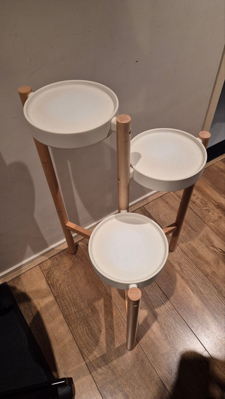 IKEA Plantenstandaard Satsumas - Hout bamboehout, Huis en Inrichting, Ophalen, Hout, Zo goed als nieuw, Wit