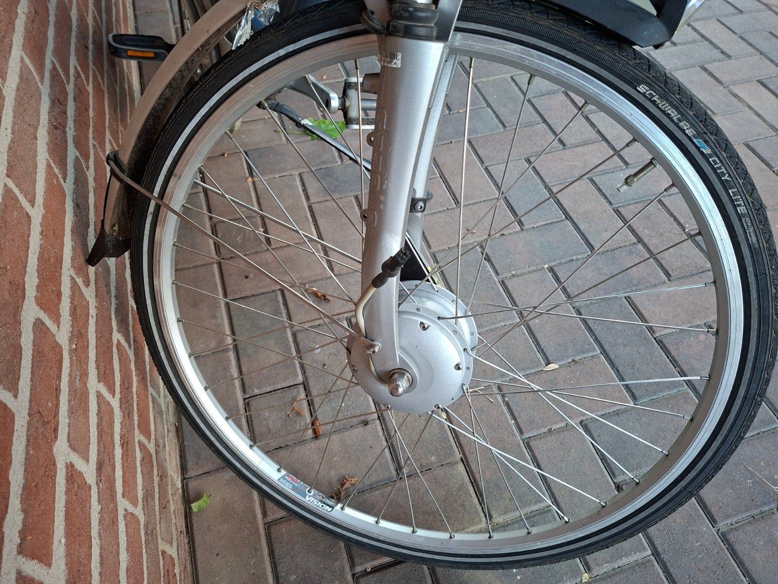 gazelle voorwiel met voorwielmotor!!, Fietsen en Brommers, Fietsonderdelen, Ophalen of Verzenden
