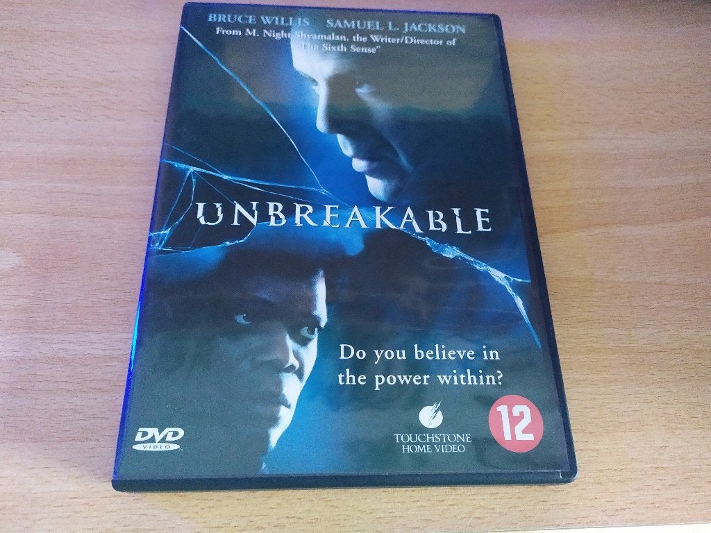 Unbreakable, Vanaf 16 jaar, Ophalen of Verzenden, Zo goed als nieuw, Actiethriller