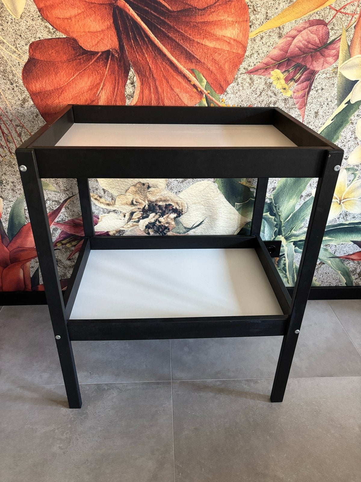 IKEA Commode - Zwart geverfd met verschoonkussen, Ophalen, Gebruikt, Minder dan 75 cm, 50 tot 70 cm