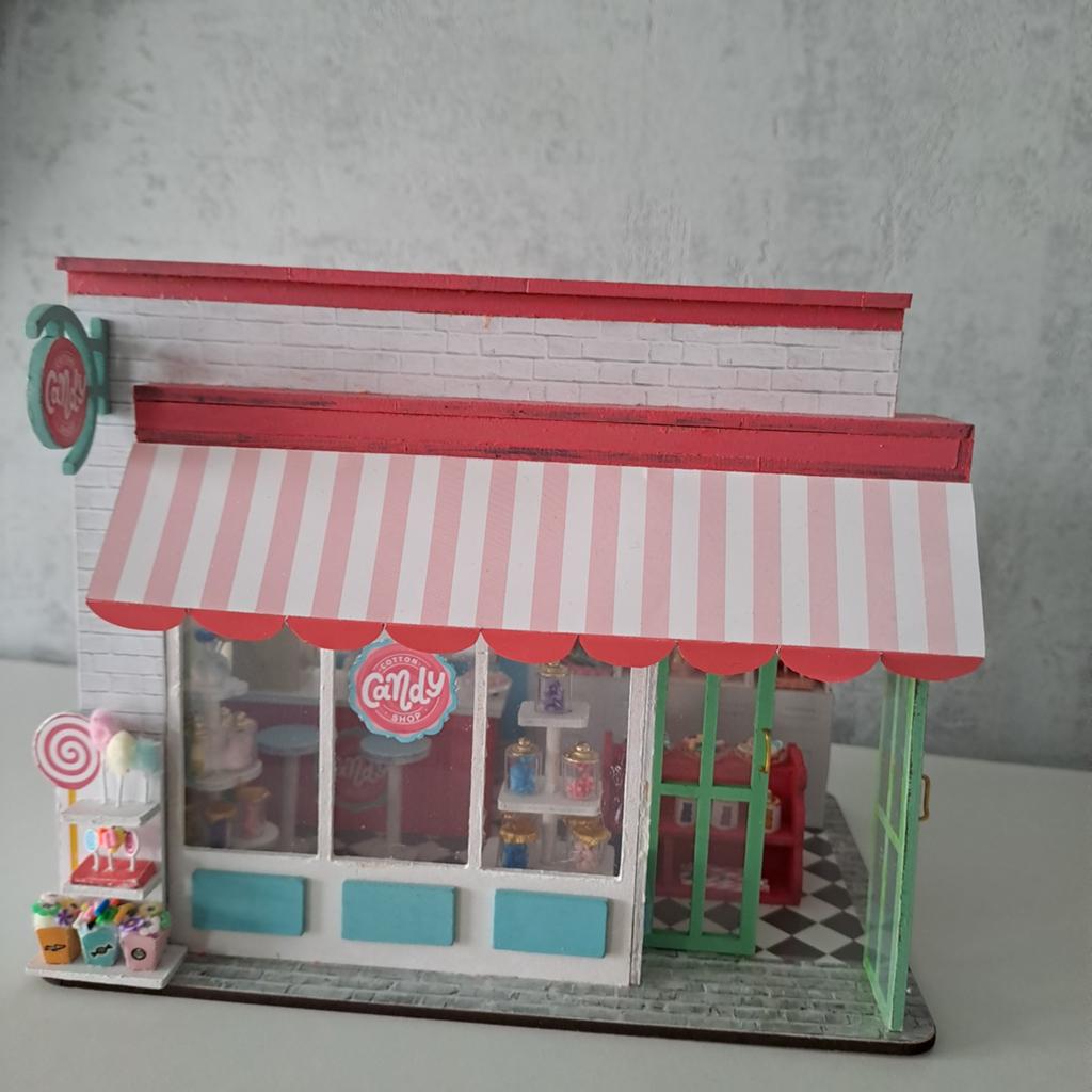 Mini Candy Shop met verlichting (Led licht), Verzamelen, Poppenhuizen en Toebehoren, Ophalen, Zo goed als nieuw, Overige typen