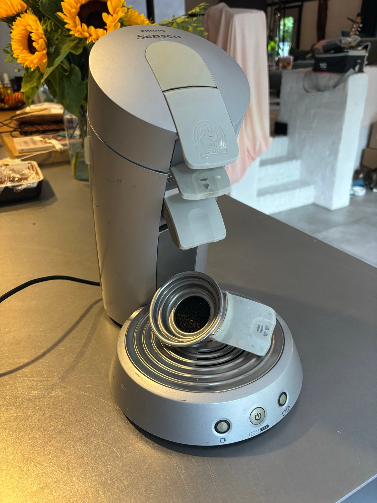 Philips Senseo Koffiezetapparaat - Grijs, Gebruikt, Koffiemachine, Ophalen of Verzenden, 2 tot 4 kopjes