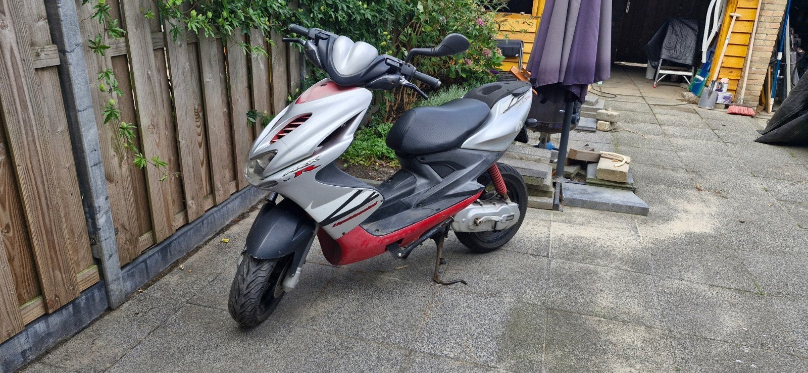 Yamaha Aerox R, Tweetakt, Gebruikt, Aerox, Maximaal 45 km/u