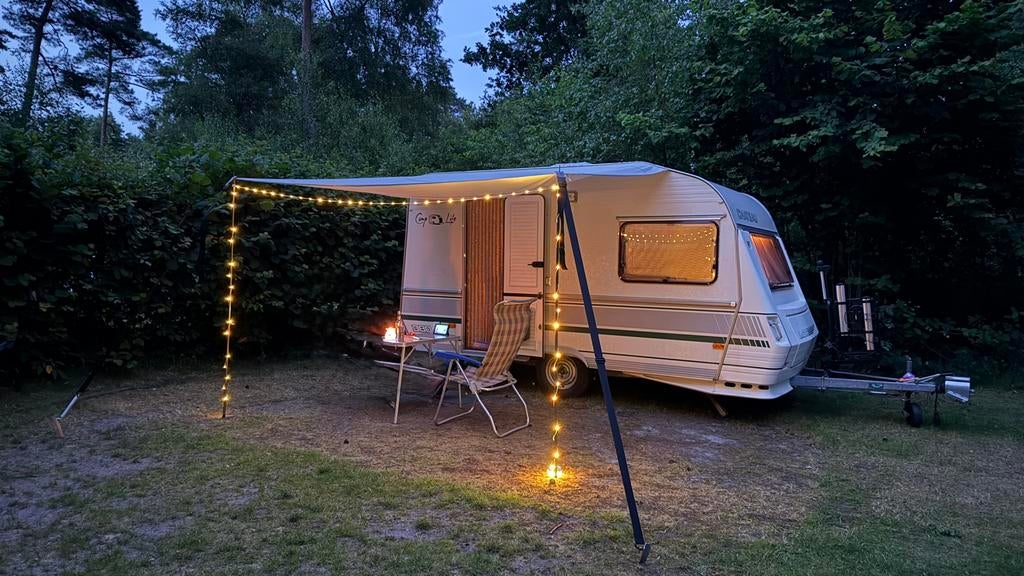 Chateau La Car 1989, Caravans en Kamperen, Caravans, Particulier, tot en met 2, 500 - 750 kg, Rondzit, Chateau, Omvormbare zithoek