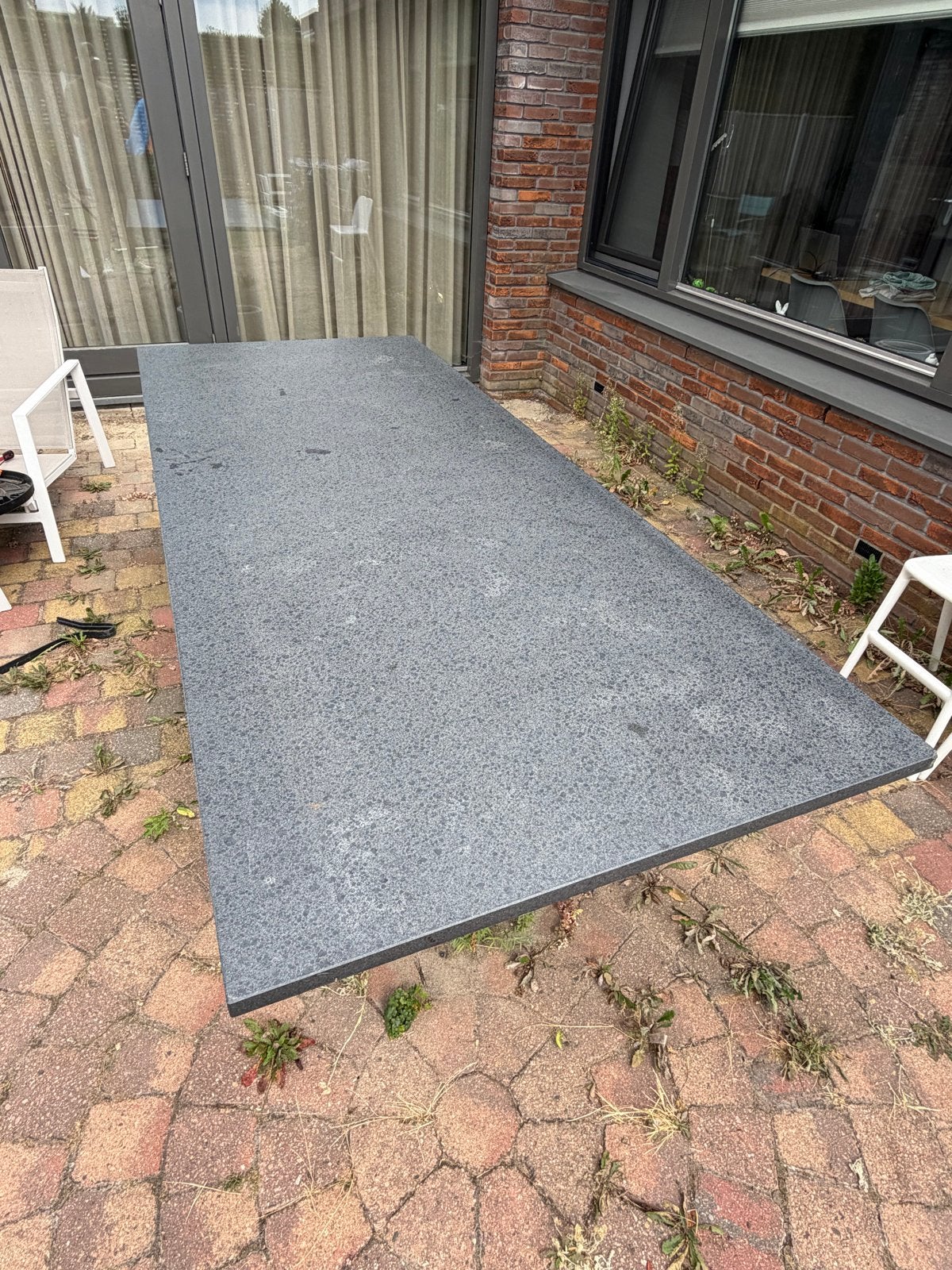 Robuuste granieten tuintafel - Grijs, Ophalen, Gebruikt, Rechthoekig, Overige materialen